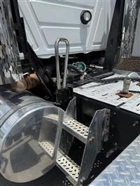 2008 Mack Pinnacle