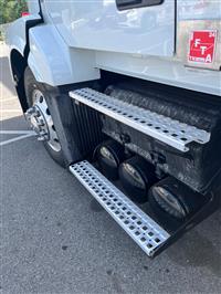 2017 Volvo VNL