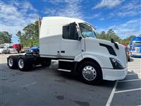 2017 Volvo VNL