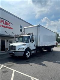 2017 Freightliner M2 106