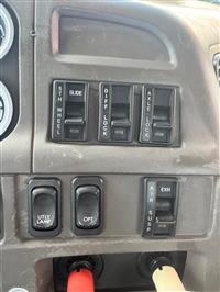 2008 Sterling L9500