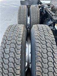 2019 Freightliner PT126SLP