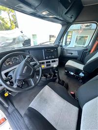 2019 Freightliner PT126SLP