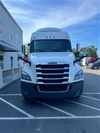 2019 Freightliner PT126SLP