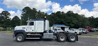 1999 Mack CL713 SLEEPER