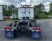 1999 Mack CL713 SLEEPER