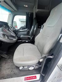 2023 Kenworth T680