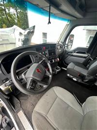 2023 Kenworth T680