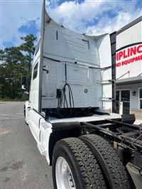 2016 Volvo VNL