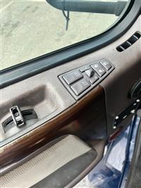 2013 Volvo VNM