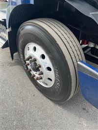 2013 Volvo VNM