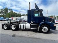 2013 Volvo VNM