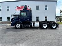 2013 Volvo VNM