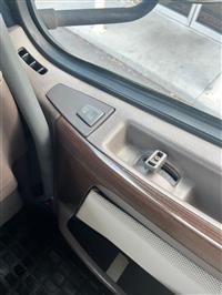 2013 Volvo VNM