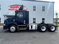2013 Volvo VNM