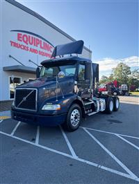 2013 Volvo VNM