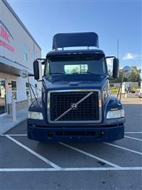 2013 Volvo VNM