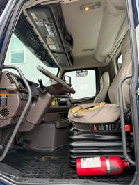 2013 Volvo VNM
