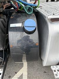 2013 Volvo VNM