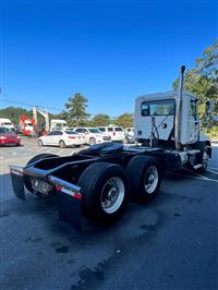 2016 Mack CXU613 DAY CAB