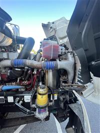 2016 Mack CXU613 DAY CAB