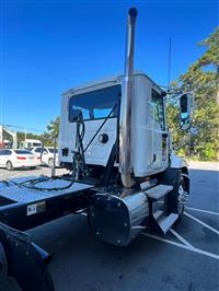 2016 Mack CXU613 DAY CAB