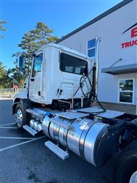 2016 Mack CXU613 DAY CAB