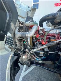2016 Mack CXU613 DAY CAB