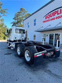 2016 Mack CXU613 DAY CAB