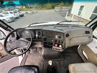 2007 Sterling L9500
