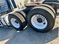 2013 Volvo VNM