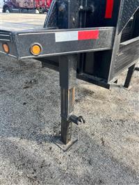 2023 MAX BUILT 102X30W Flatbed Gooseneck Trai