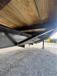 2023 MAX BUILT 102X30W Flatbed Gooseneck Trai