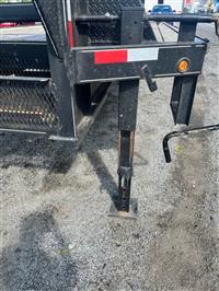 2023 MAX BUILT 102X30W Flatbed Gooseneck Trai