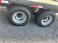 2023 MAX BUILT 102X30W Flatbed Gooseneck Trai