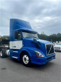 2015 Volvo VNL & 2017 Kaufman Car Carrier