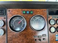 1999 Kenworth T800