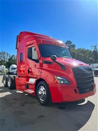 2020 Freightliner Cascadia