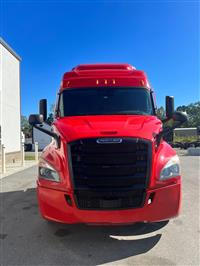 2020 Freightliner Cascadia