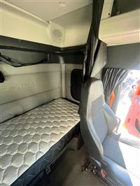 2020 Freightliner Cascadia