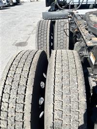 2019 Freightliner CASCADIA 126