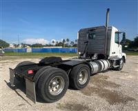 2018 Volvo VNL