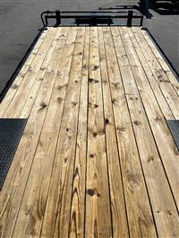 2025 LAMAR 24' FLATBED 