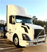 2017 Volvo VNL
