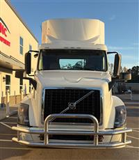 2017 Volvo VNL