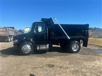 2011 Freightliner M2 106