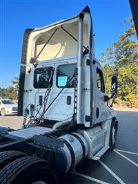 2017 Freightliner Cascadia