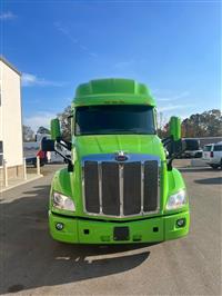 2022 Peterbilt 579