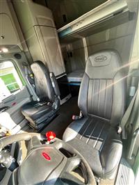 2022 Peterbilt 579
