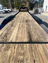 2022 LOAD TRAIL  44' TRI-AXLE GOOSENECK